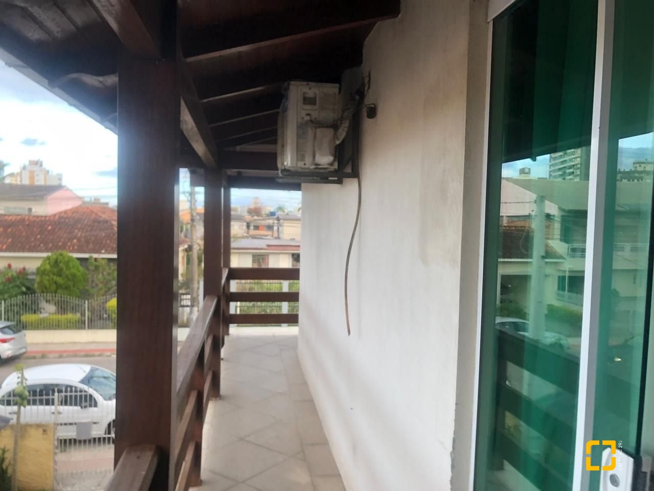 Casa com 280m², 3 quartos, 2 garagens, no bairro Bela Vista II em São José