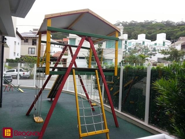 Apartamento com 84m², 3 quartos (sendo 1 suíte), 1 garagem, no bairro Campinas em São José