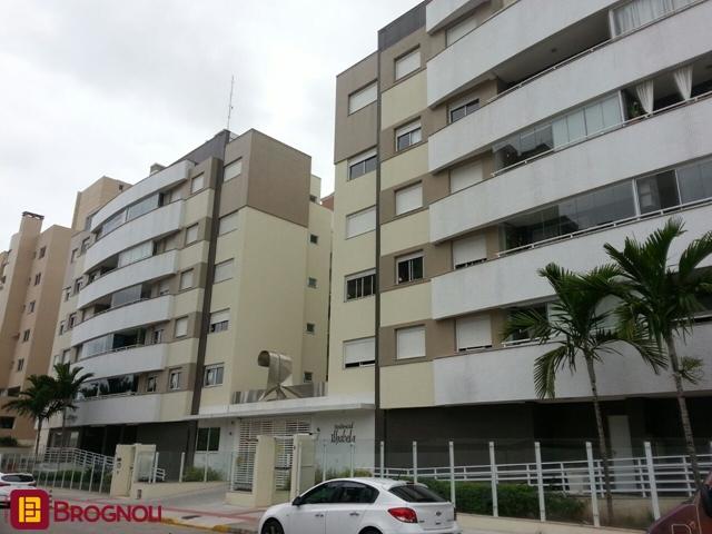 Apartamento com 84m², 3 quartos (sendo 1 suíte), 1 garagem, no bairro Campinas em São José
