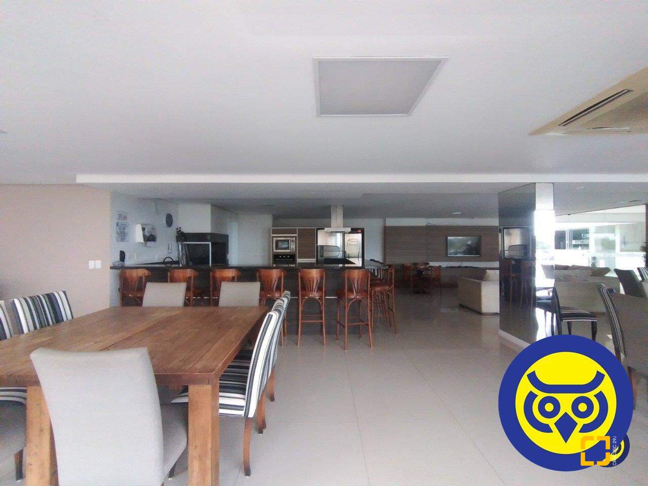 Apartamento com 98m², 2 quartos (sendo 1 suíte), 1 garagem, no bairro Santinho em Florianópolis