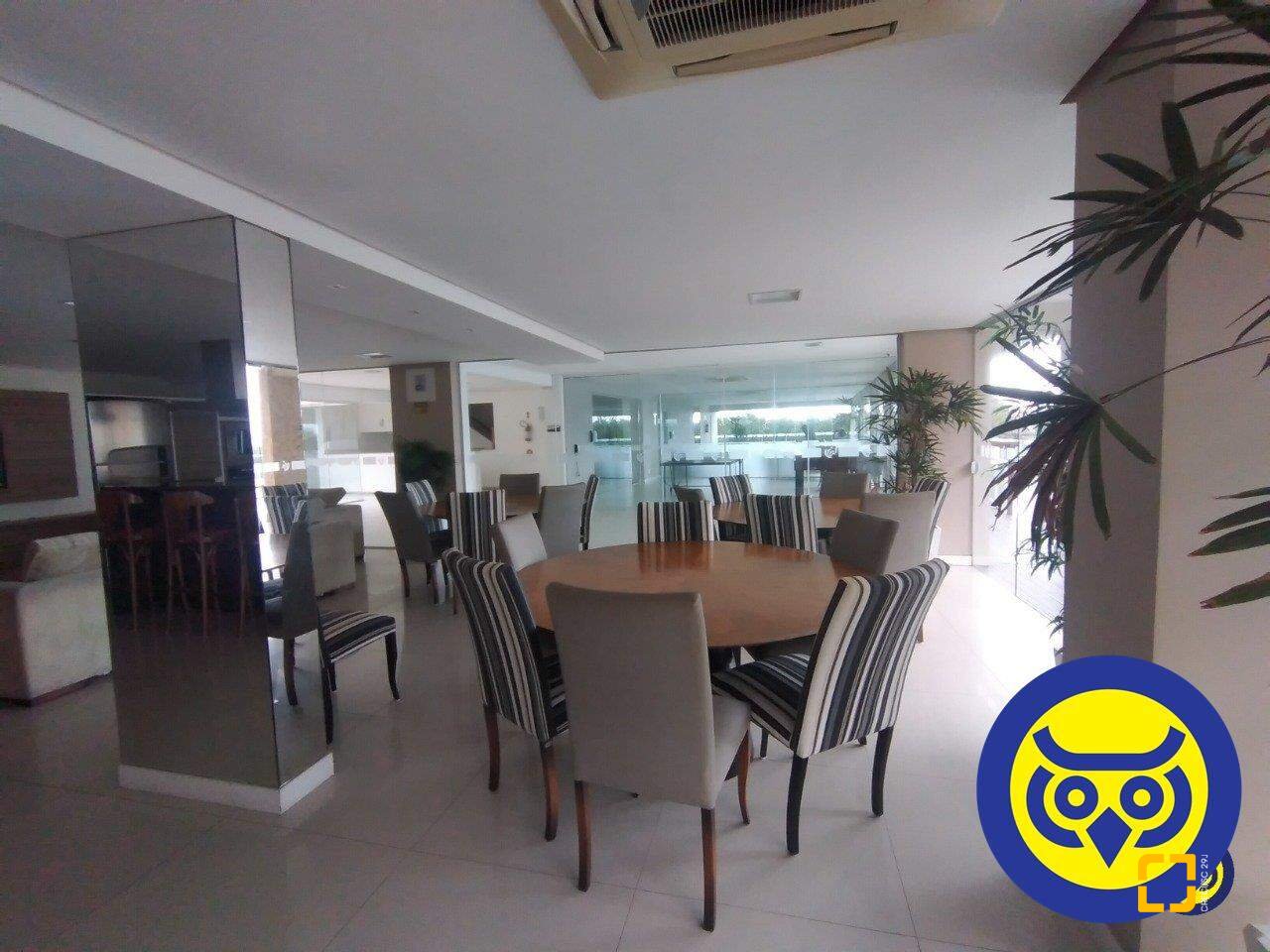 Apartamento com 98m², 2 quartos (sendo 1 suíte), 1 garagem, no bairro Santinho em Florianópolis