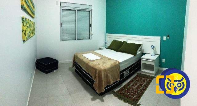 Apartamento com 98m², 2 quartos (sendo 1 suíte), 1 garagem, no bairro Santinho em Florianópolis