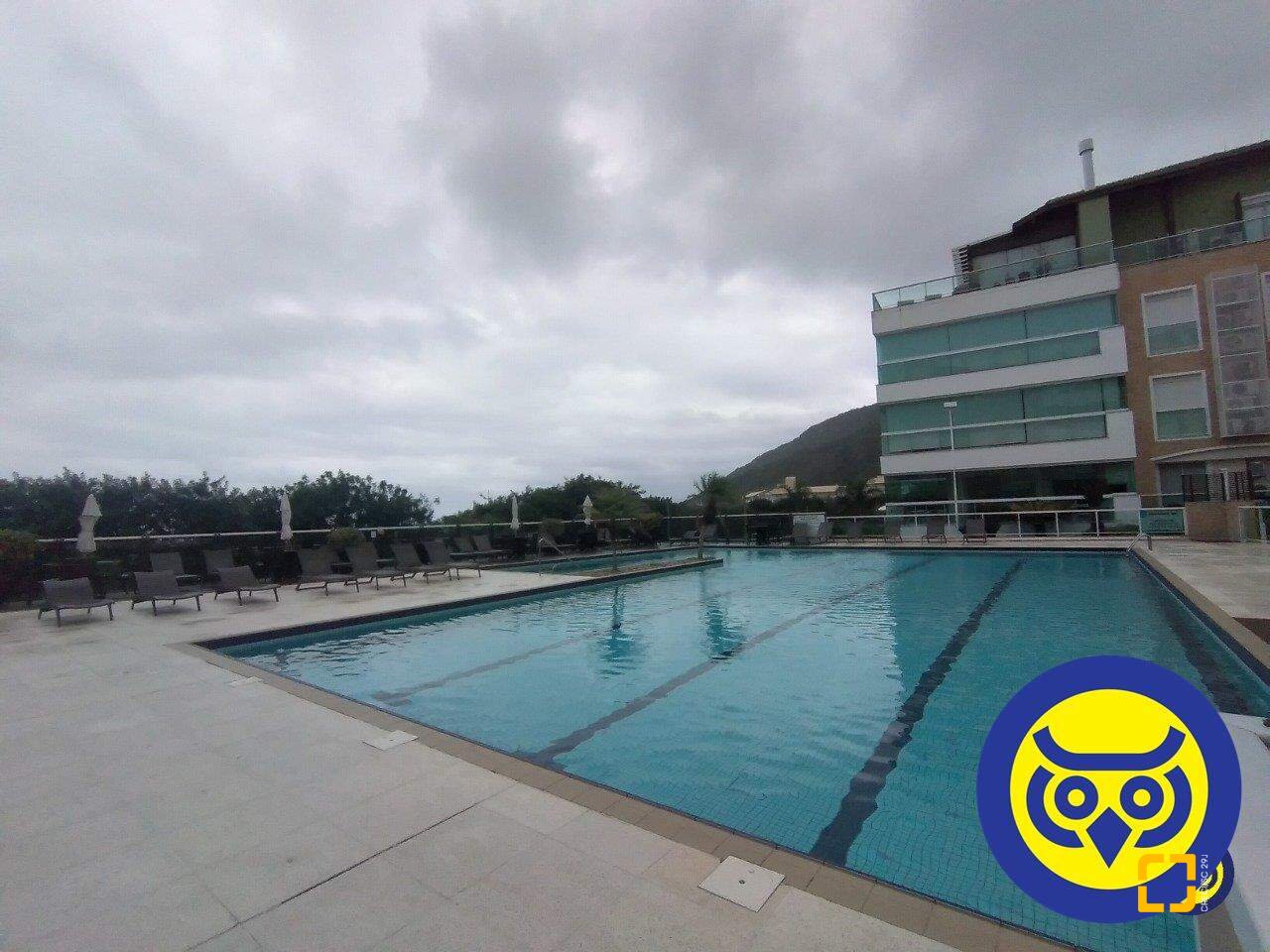 Apartamento com 98m², 2 quartos (sendo 1 suíte), 1 garagem, no bairro Santinho em Florianópolis