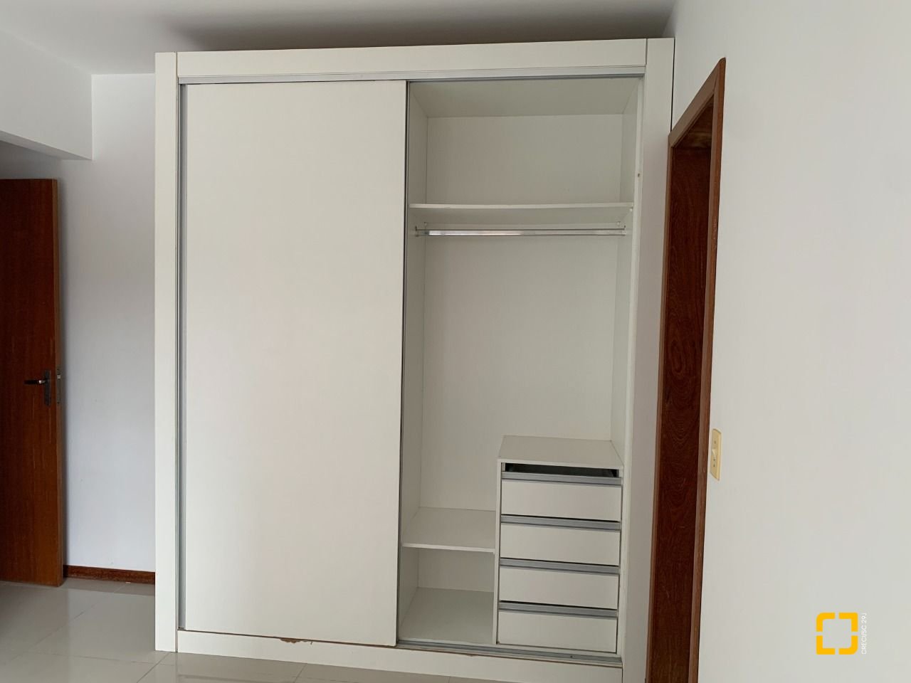 Apartamento com 72m², 3 quartos (sendo 1 suíte), 2 garagens, no bairro Itacorubi em Florianópolis