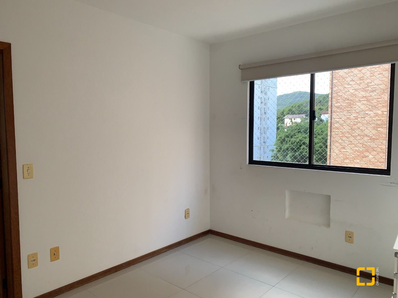 Apartamento com 72m², 3 quartos (sendo 1 suíte), 2 garagens, no bairro Itacorubi em Florianópolis