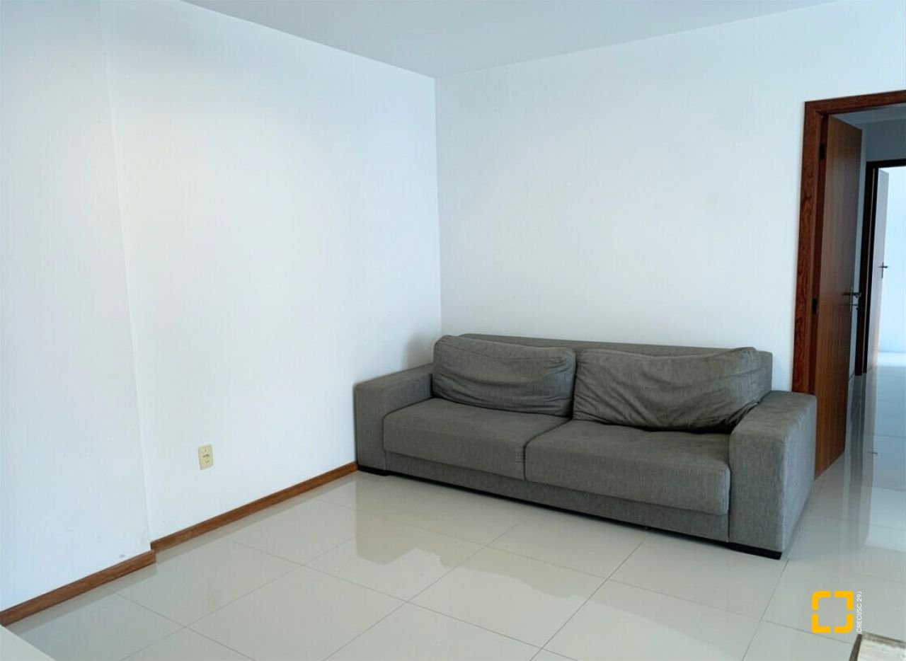 Apartamento com 72m², 3 quartos (sendo 1 suíte), 2 garagens, no bairro Itacorubi em Florianópolis