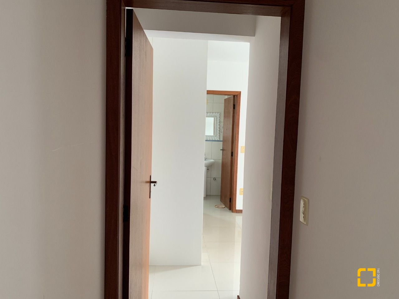 Apartamento com 72m², 3 quartos (sendo 1 suíte), 2 garagens, no bairro Itacorubi em Florianópolis