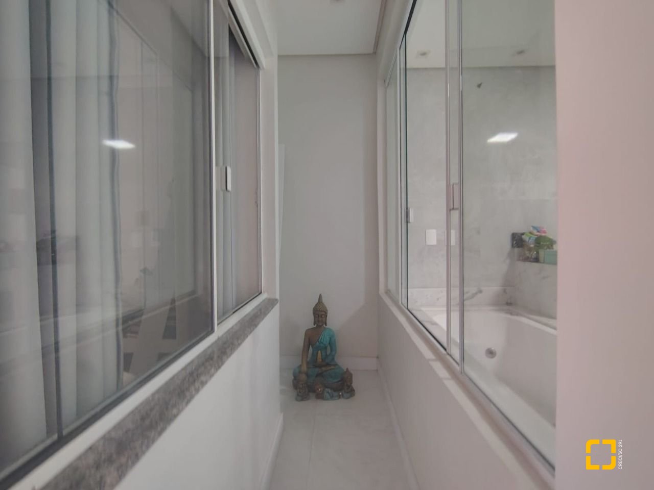 Casa com 107m², 4 quartos (sendo 1 suíte), 2 garagens, no bairro Vargem do Bom Jesus em Florianópolis
