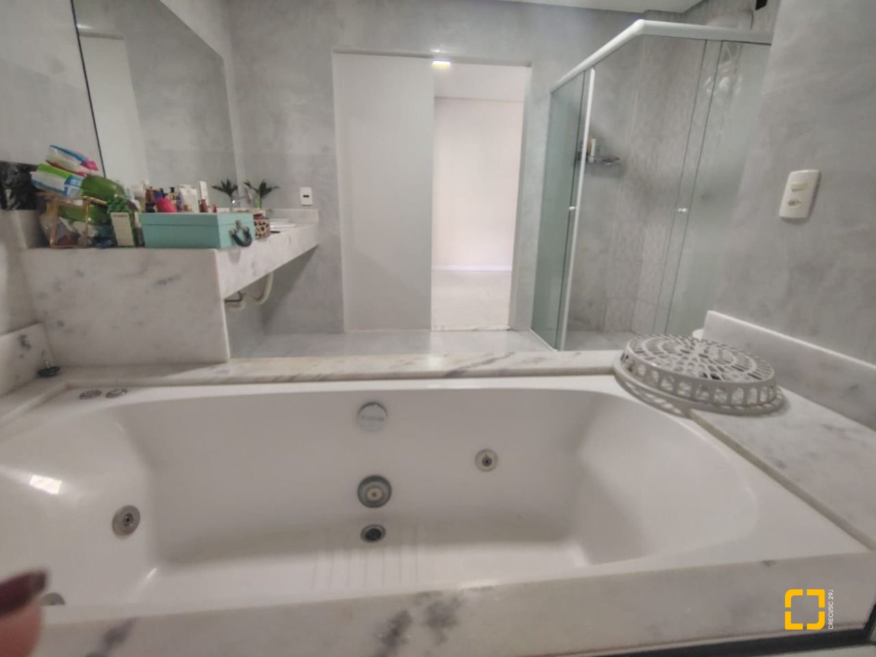 Casa com 107m², 4 quartos (sendo 1 suíte), 2 garagens, no bairro Vargem do Bom Jesus em Florianópolis