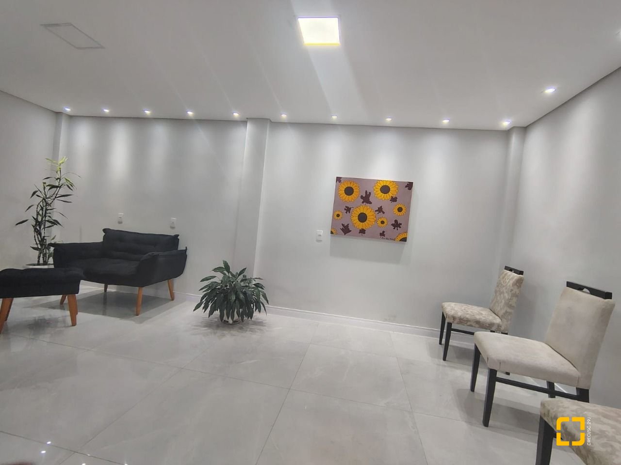 Casa com 107m², 4 quartos (sendo 1 suíte), 2 garagens, no bairro Vargem do Bom Jesus em Florianópolis