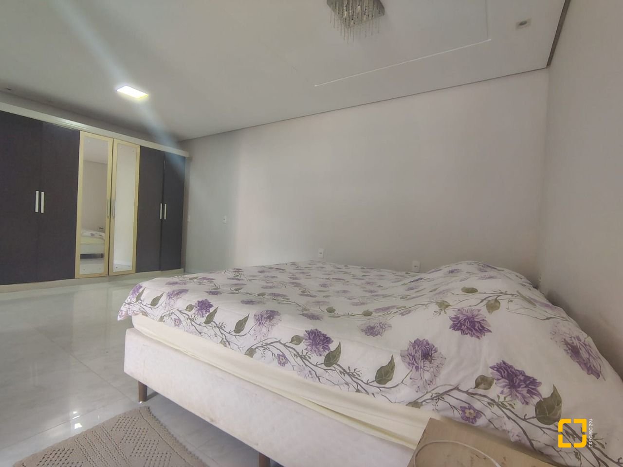 Casa com 107m², 4 quartos (sendo 1 suíte), 2 garagens, no bairro Vargem do Bom Jesus em Florianópolis