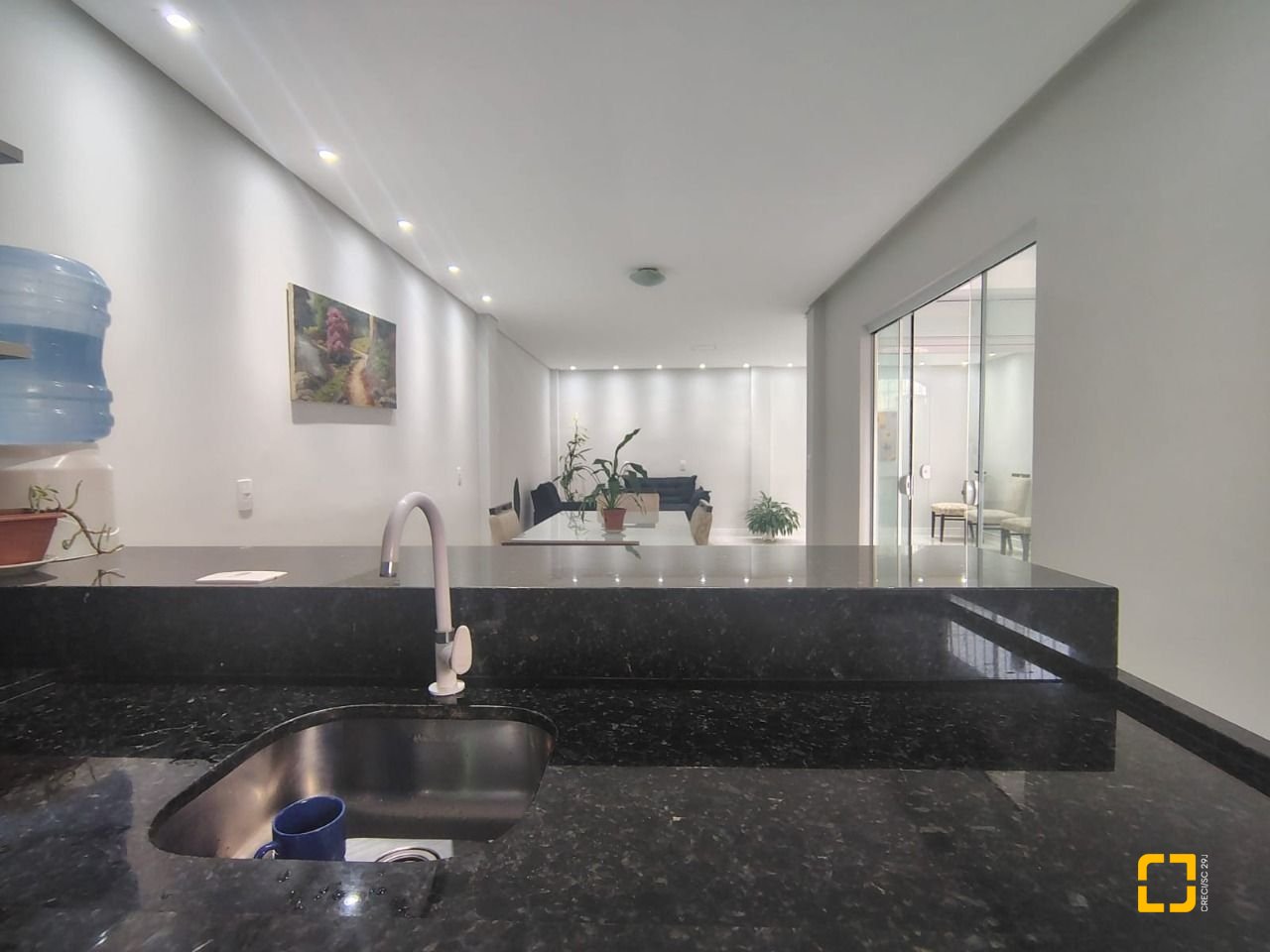 Casa com 107m², 4 quartos (sendo 1 suíte), 2 garagens, no bairro Vargem do Bom Jesus em Florianópolis