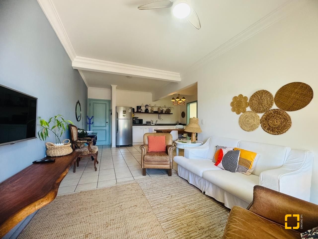 Apartamento com 76m², 3 quartos (sendo 1 suíte), 1 garagem, no bairro Lagoa da Conceição em Florianópolis
