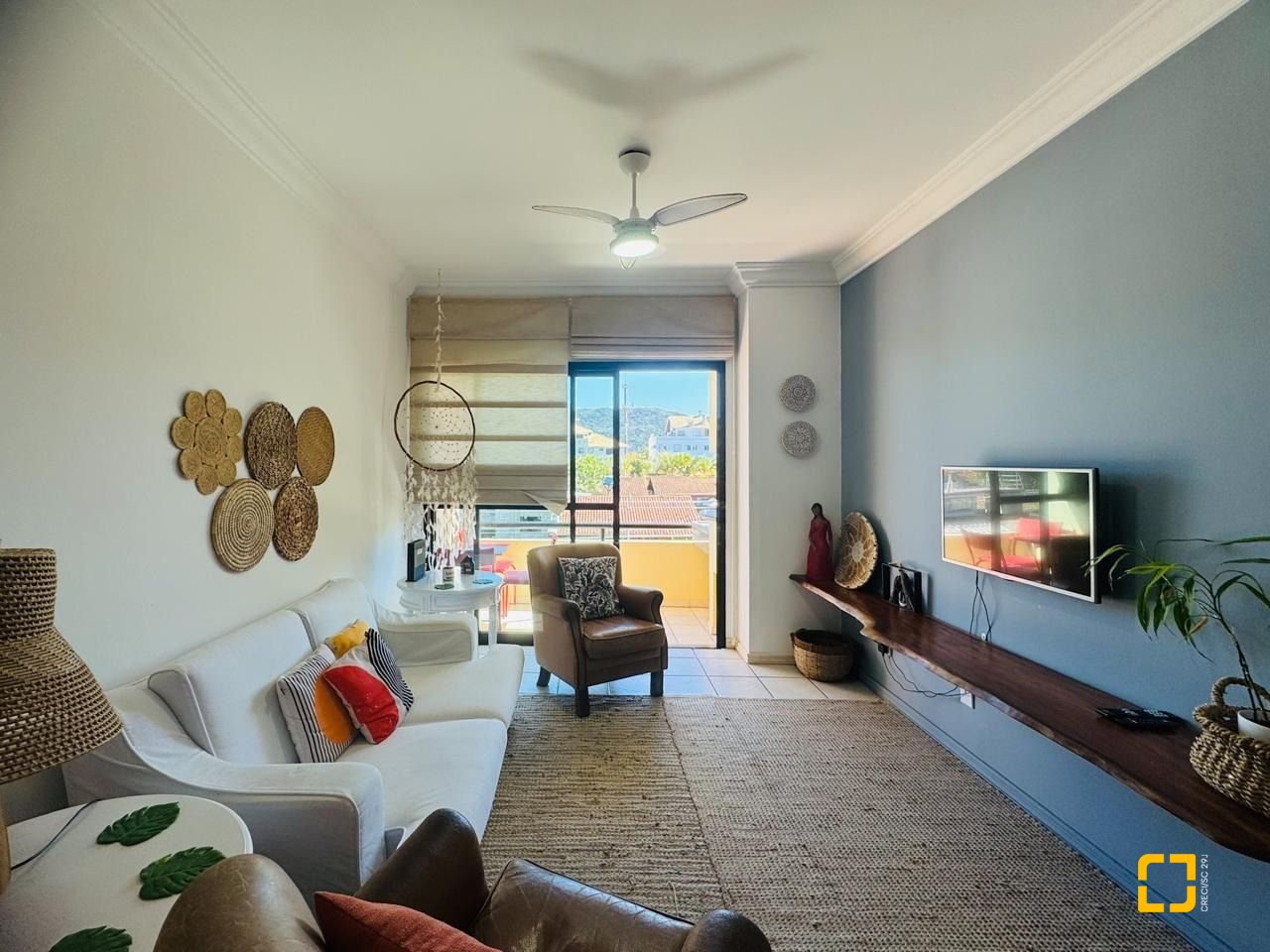 Apartamento com 76m², 3 quartos (sendo 1 suíte), 1 garagem, no bairro Lagoa da Conceição em Florianópolis