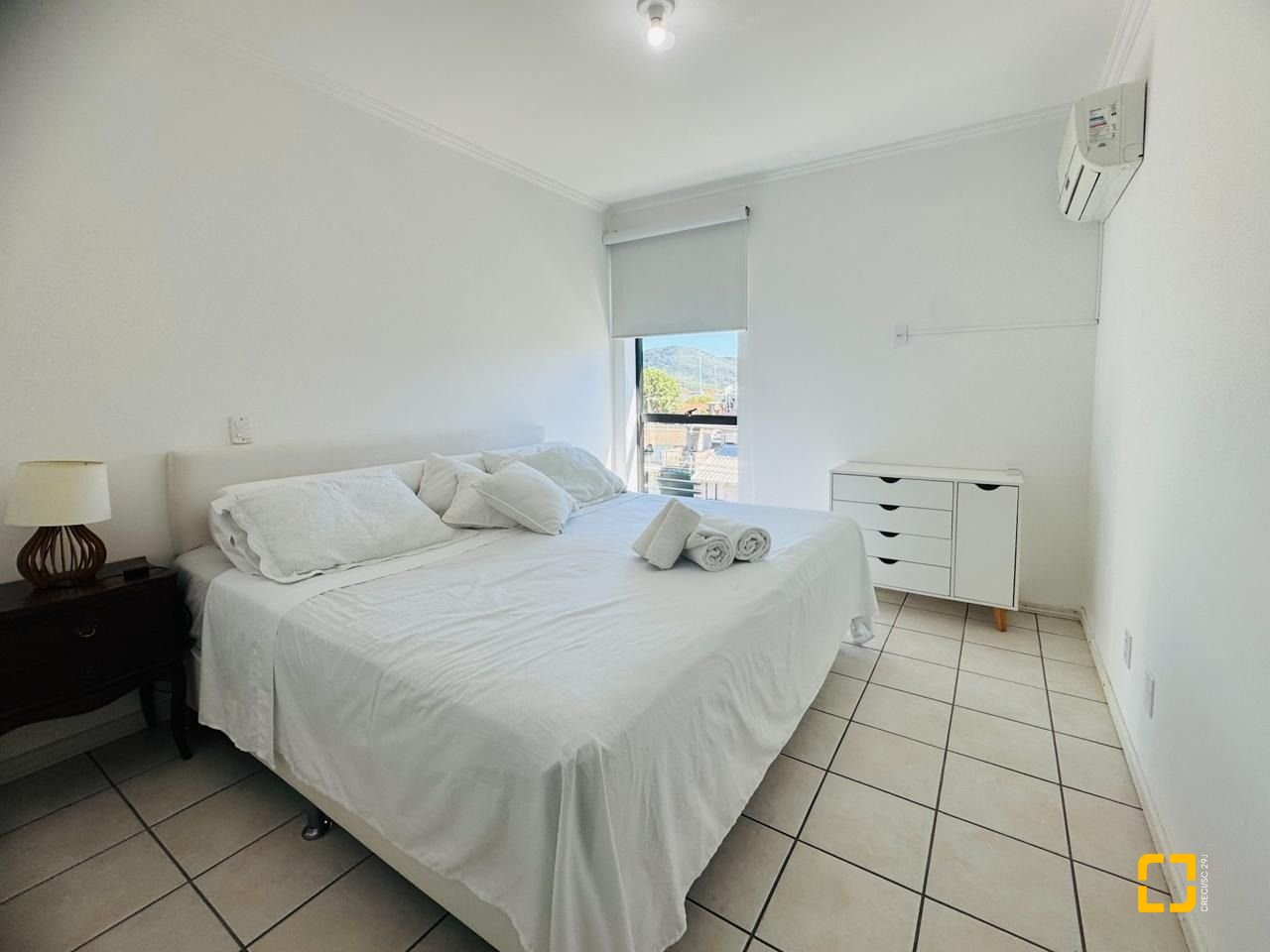 Apartamento com 76m², 3 quartos (sendo 1 suíte), 1 garagem, no bairro Lagoa da Conceição em Florianópolis