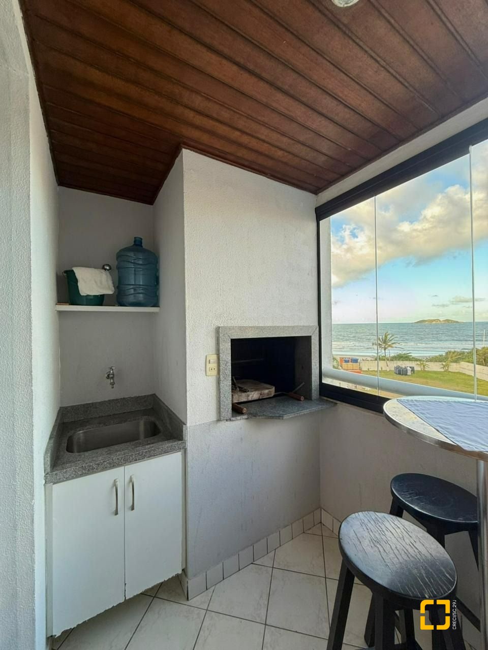 Apartamento com 59m², 2 quartos, 1 garagem, no bairro Ingleses em Florianópolis