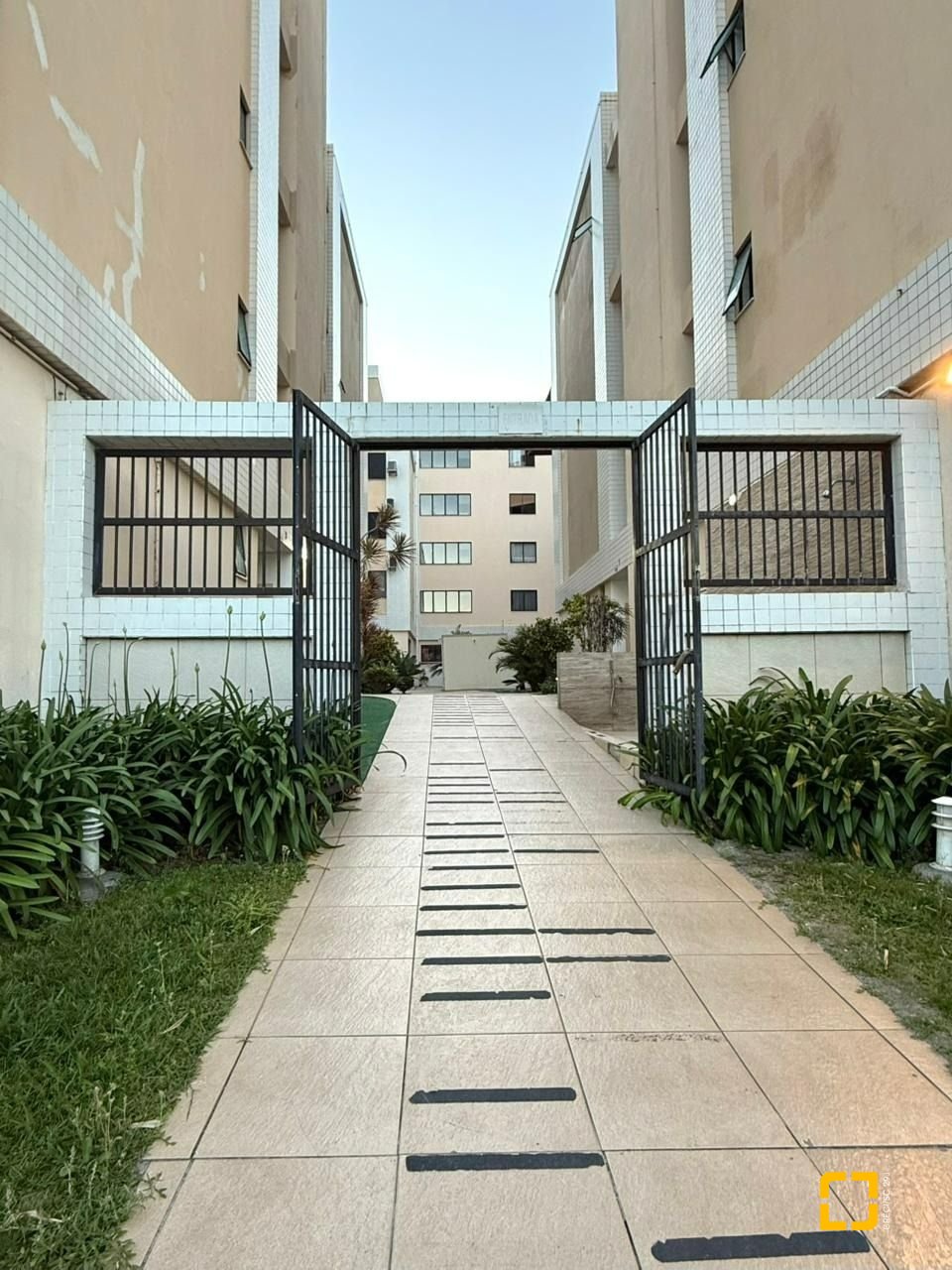 Apartamento com 59m², 2 quartos, 1 garagem, no bairro Ingleses em Florianópolis