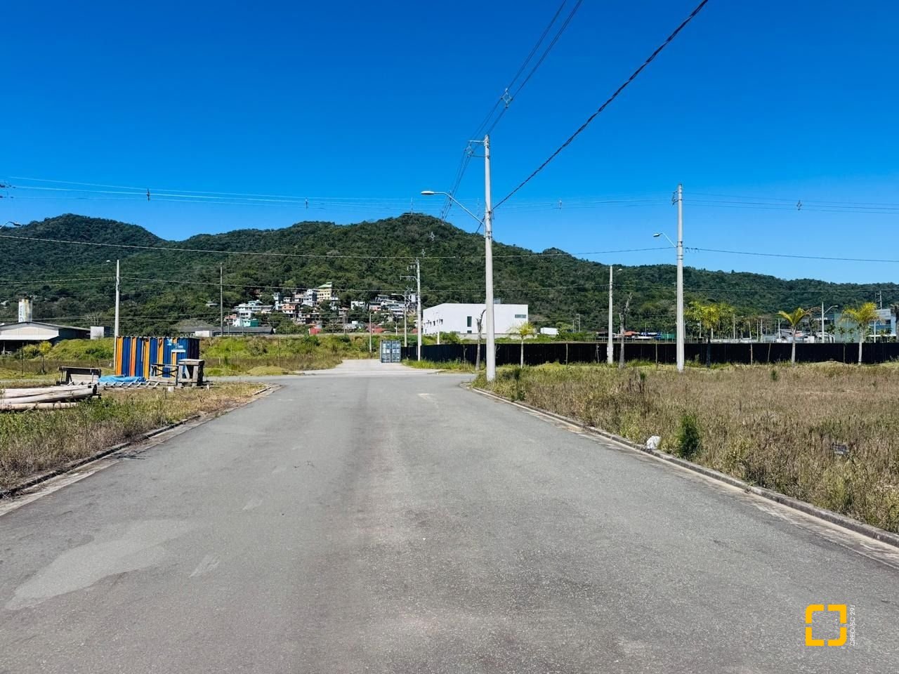 Terreno com 450m², no bairro Ingleses do Rio Vermelho em Florianópolis