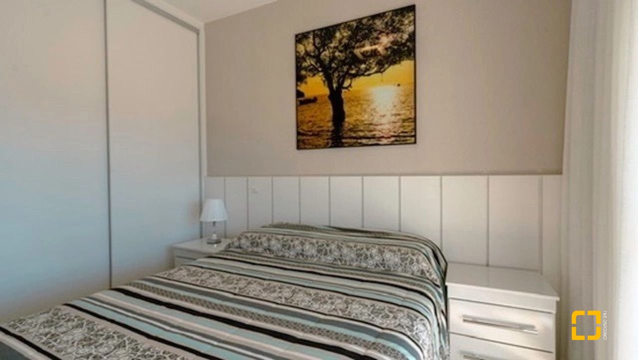 Apartamento com 122m², 4 quartos (sendo 1 suíte), 2 garagens, no bairro Beiramar em Florianópolis