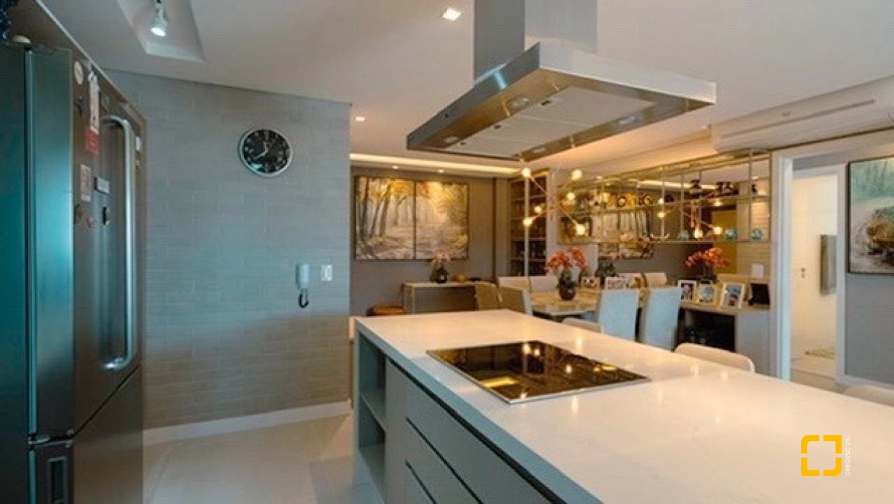 Apartamento com 122m², 4 quartos (sendo 1 suíte), 2 garagens, no bairro Beiramar em Florianópolis
