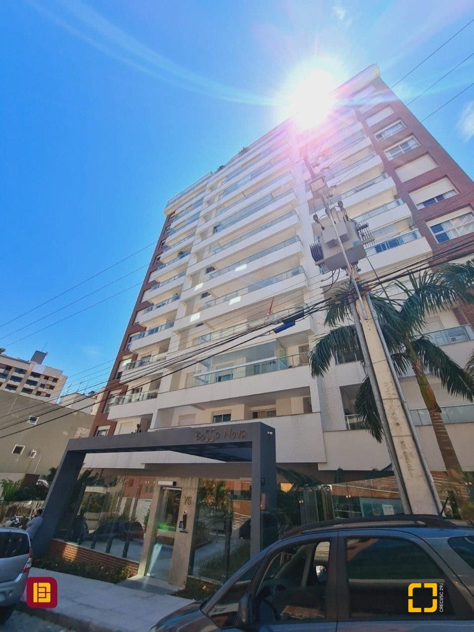 Apartamento com 122m², 4 quartos (sendo 1 suíte), 2 garagens, no bairro Beiramar em Florianópolis