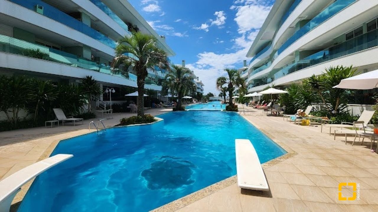Apartamento com 137m², 5 quartos (sendo 4 suítes), 2 garagens, no bairro Canasvieiras em Florianópolis