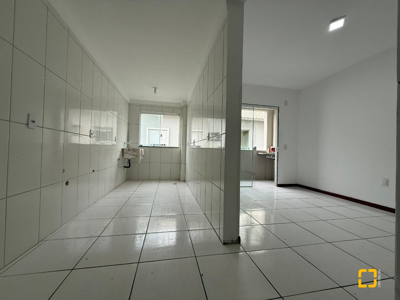 Apartamento com 75m², 2 quartos, 1 garagem, no bairro Ingleses em Florianópolis