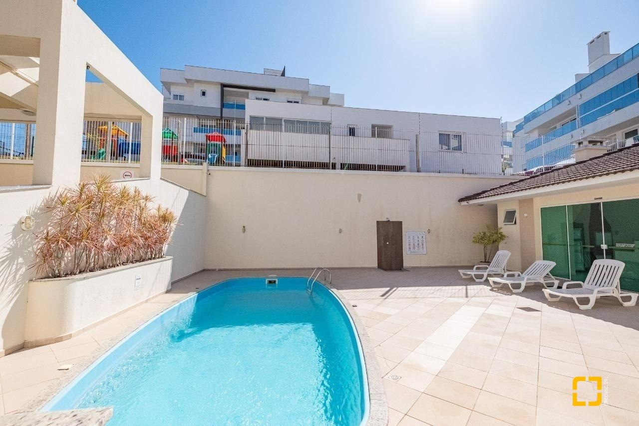 Apartamento com 51m², 1 quarto, 1 garagem, no bairro Ingleses em Florianópolis