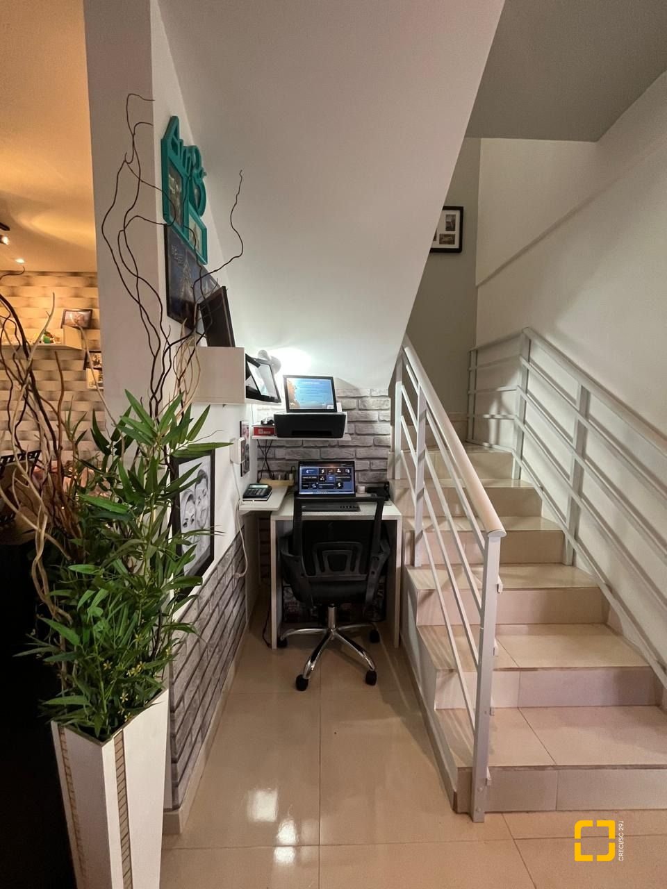 Casa com 89m², 3 quartos, 2 garagens, no bairro Potecas em São José