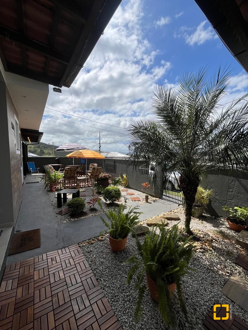 Casa com 89m², 3 quartos, 2 garagens, no bairro Potecas em São José
