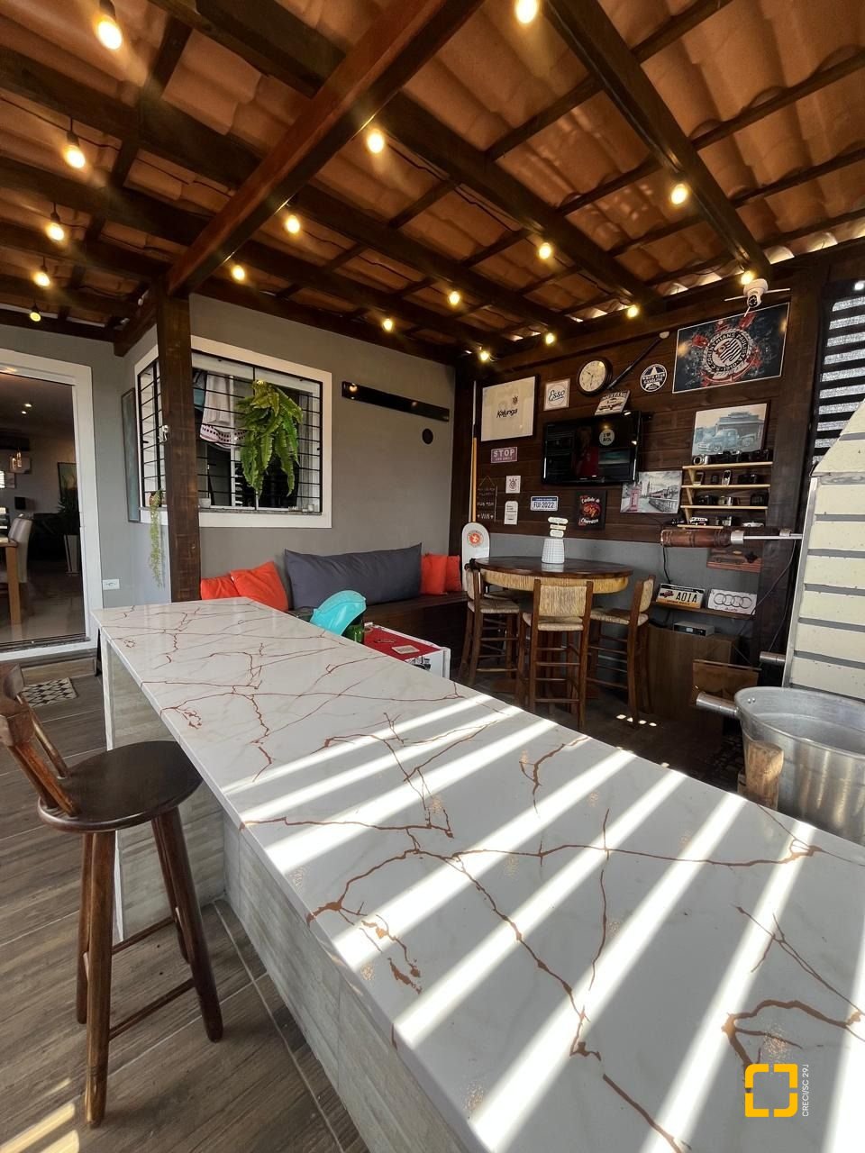 Casa com 89m², 3 quartos, 2 garagens, no bairro Potecas em São José