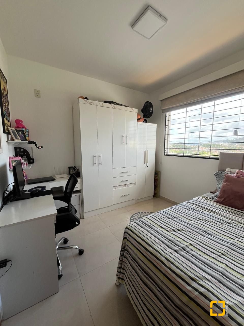 Casa com 89m², 3 quartos, 2 garagens, no bairro Potecas em São José