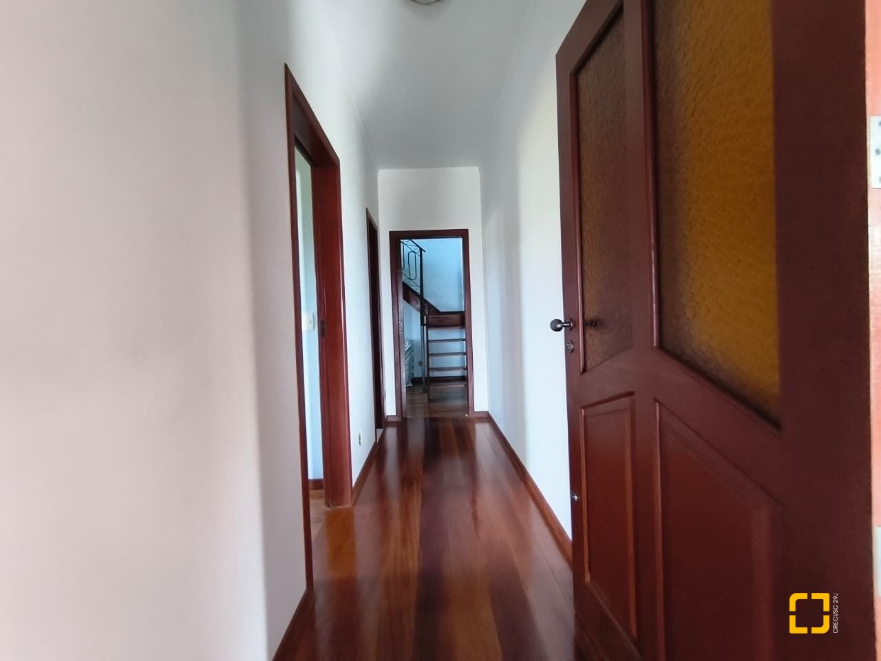 Sítio com 68000m², 6 quartos (sendo 1 suíte), 10 garagens, no bairro Campeche em Florianópolis