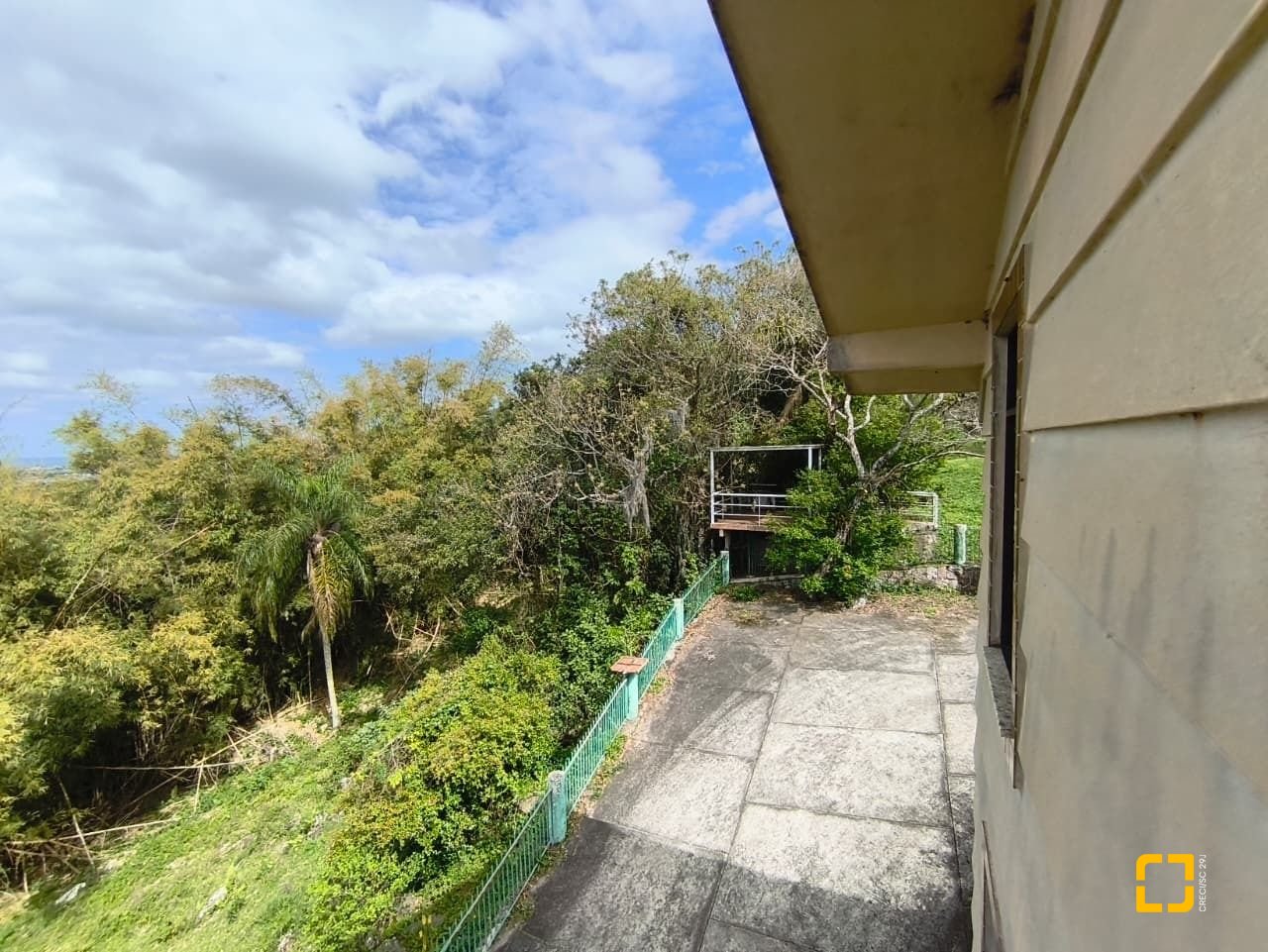 Sítio com 68000m², 6 quartos (sendo 1 suíte), 10 garagens, no bairro Campeche em Florianópolis