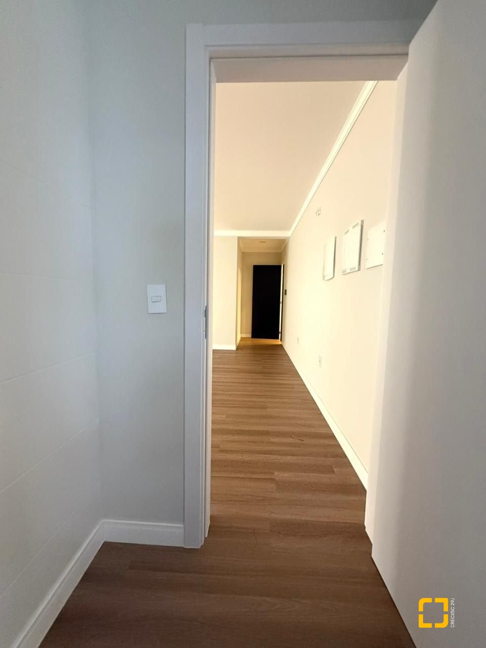 Apartamento com 81m², 3 quartos (sendo 1 suíte), 1 garagem, no bairro Ingleses em Florianópolis
