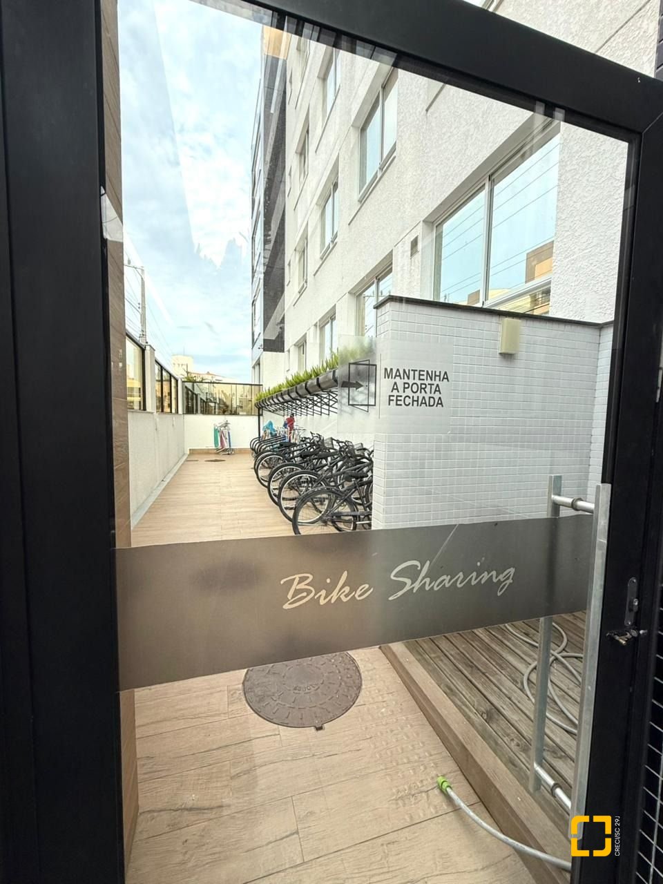 Apartamento com 81m², 3 quartos (sendo 1 suíte), 1 garagem, no bairro Ingleses em Florianópolis