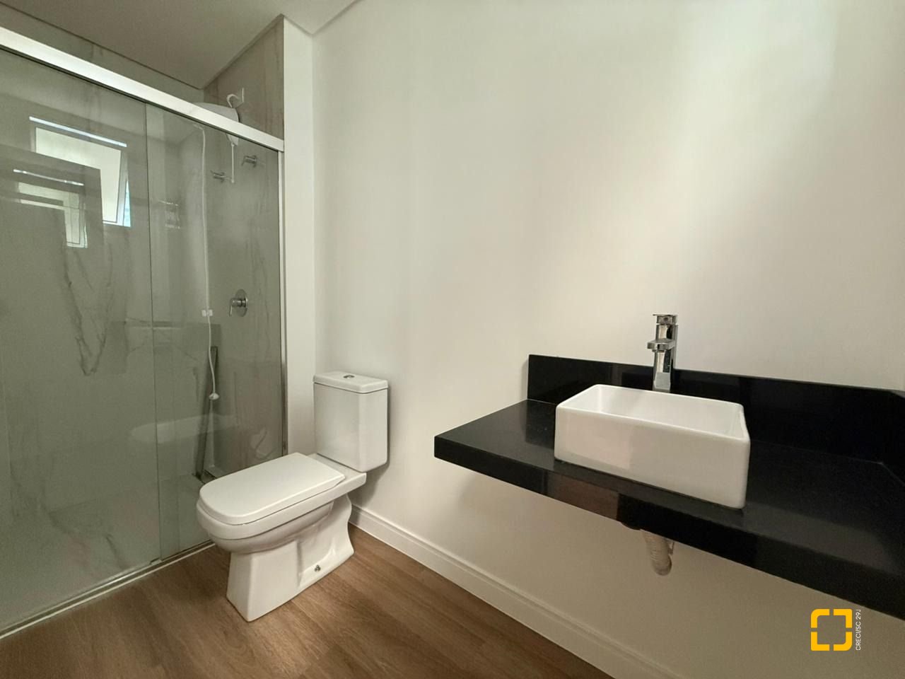 Apartamento com 81m², 3 quartos (sendo 1 suíte), 1 garagem, no bairro Ingleses em Florianópolis