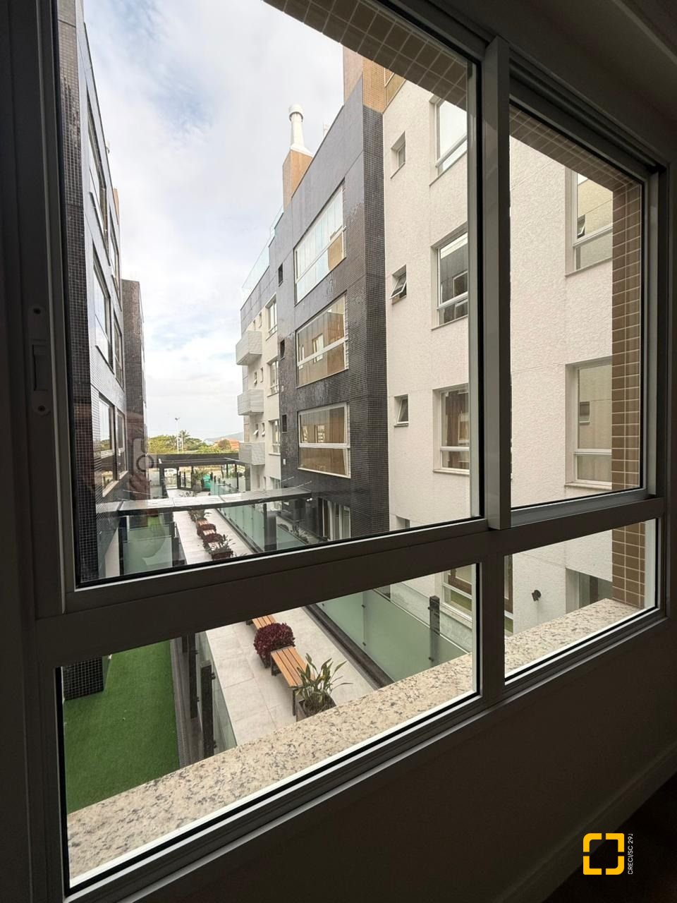 Apartamento com 81m², 3 quartos (sendo 1 suíte), 1 garagem, no bairro Ingleses em Florianópolis