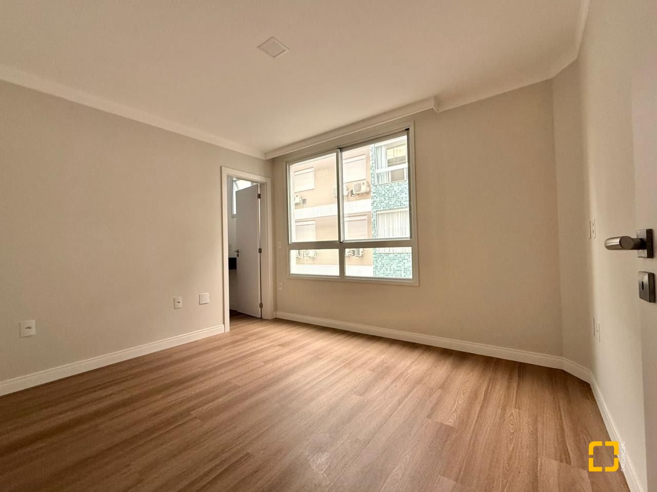 Apartamento com 81m², 3 quartos (sendo 1 suíte), 1 garagem, no bairro Ingleses em Florianópolis