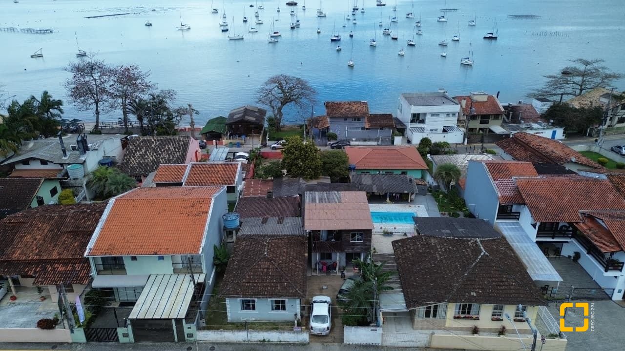 Terreno com 750m², no bairro Santo Antônio de Lisboa em Florianópolis