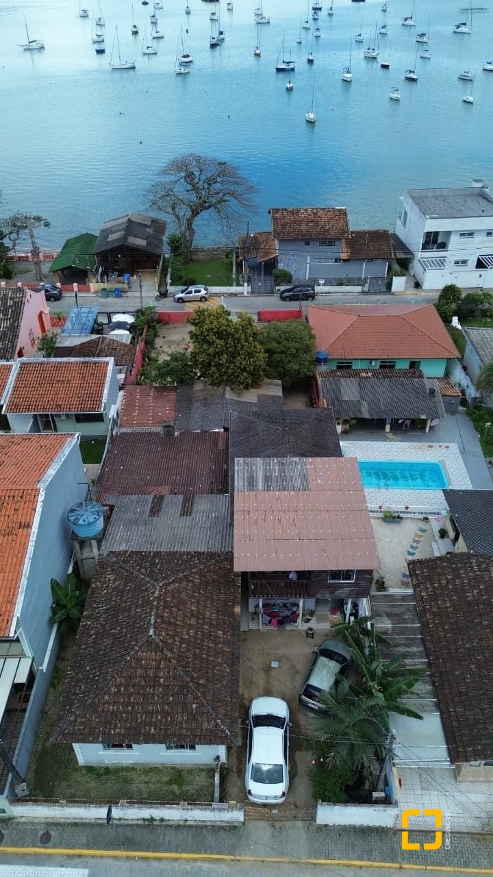 Terreno com 750m², no bairro Santo Antônio de Lisboa em Florianópolis