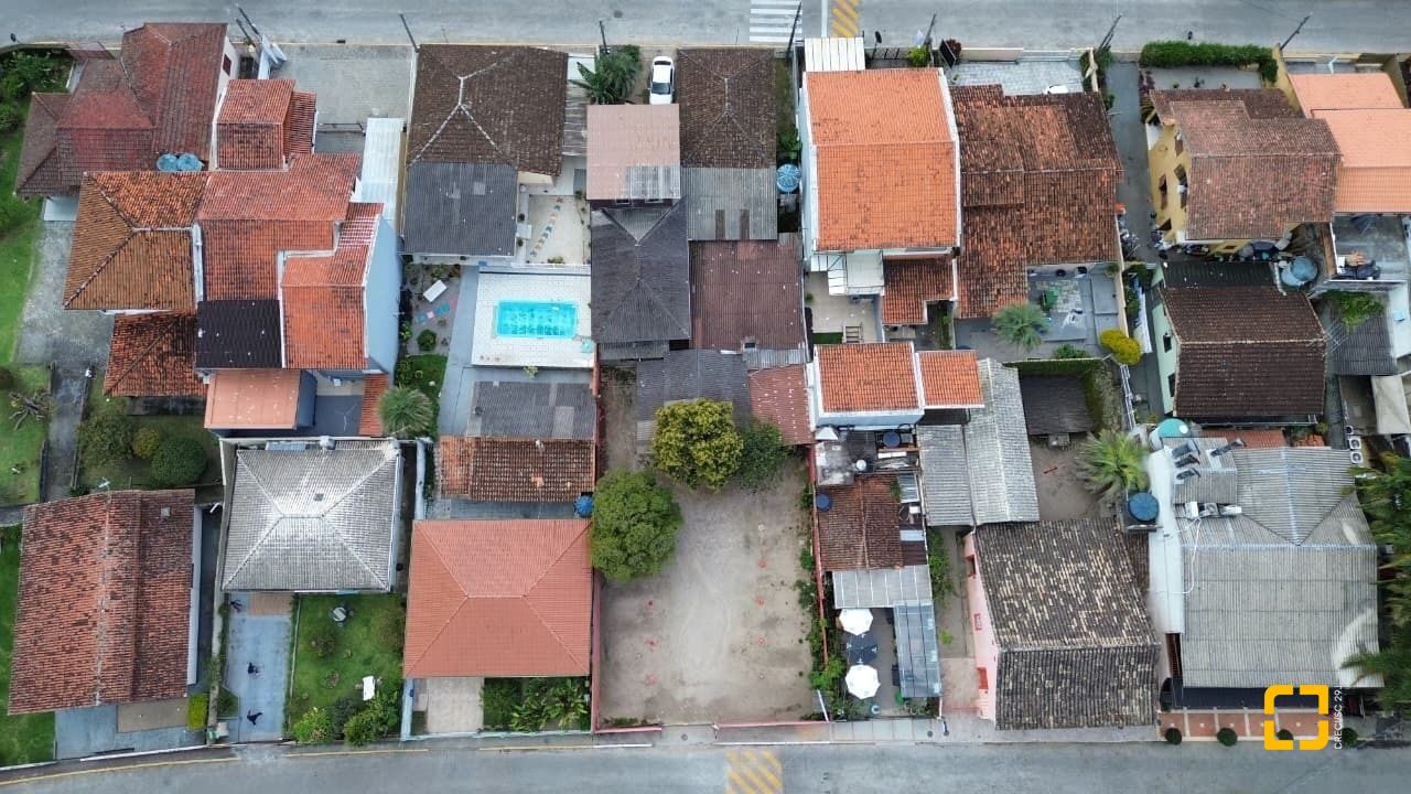 Terreno com 750m², no bairro Santo Antônio de Lisboa em Florianópolis