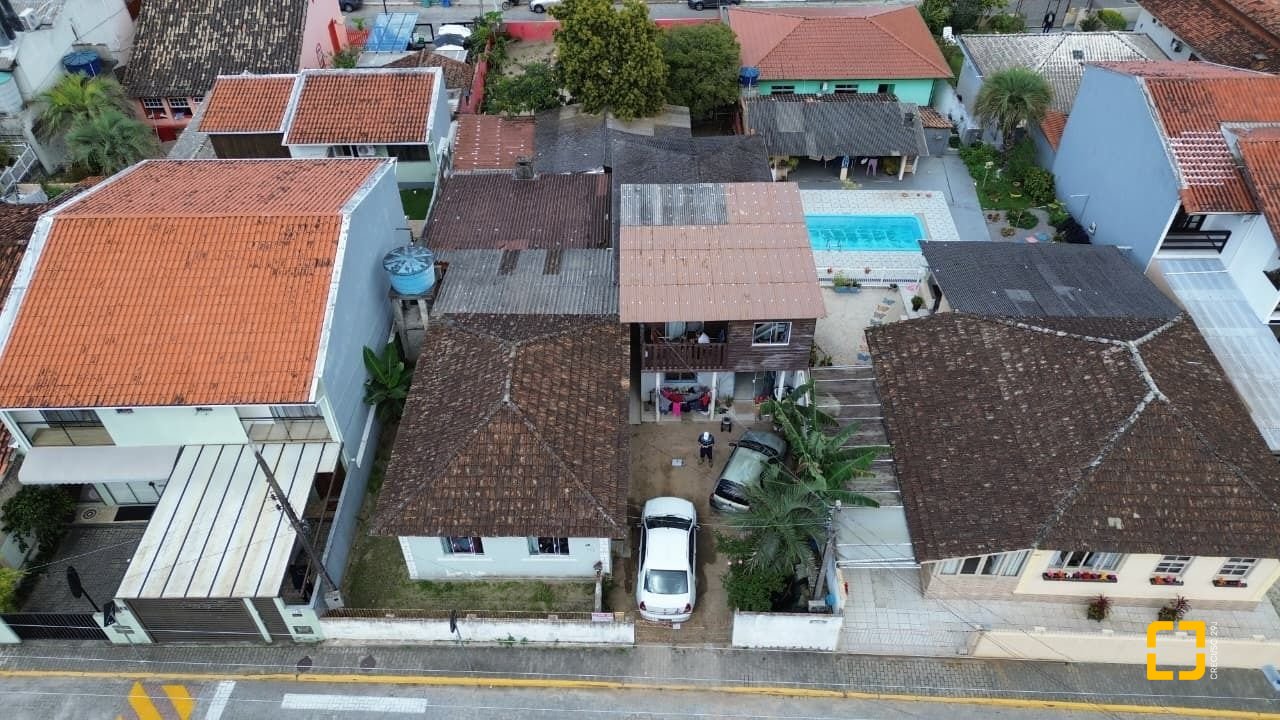 Terreno com 750m², no bairro Santo Antônio de Lisboa em Florianópolis