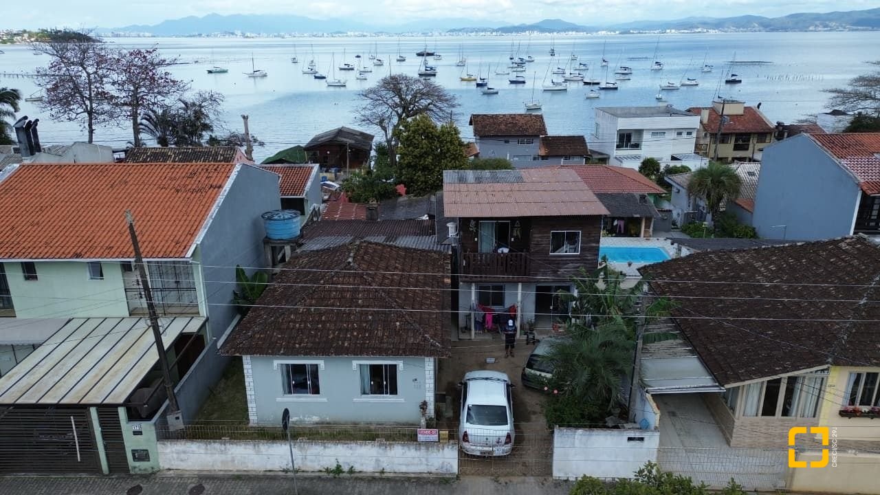 Terreno com 750m², no bairro Santo Antônio de Lisboa em Florianópolis