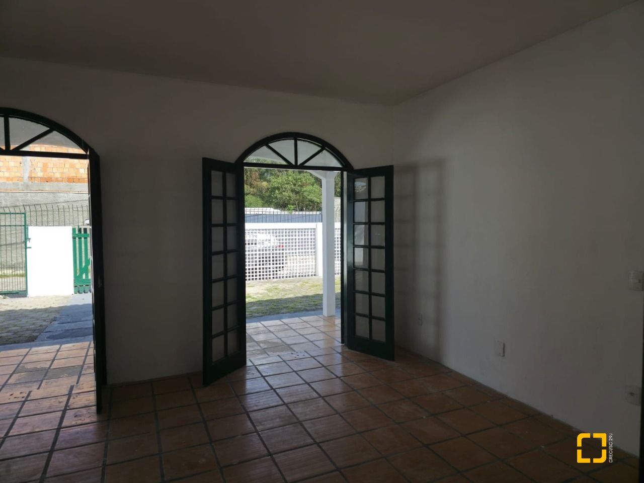 Casa com 107m², 3 quartos, 4 garagens, no bairro Ingleses em Florianópolis