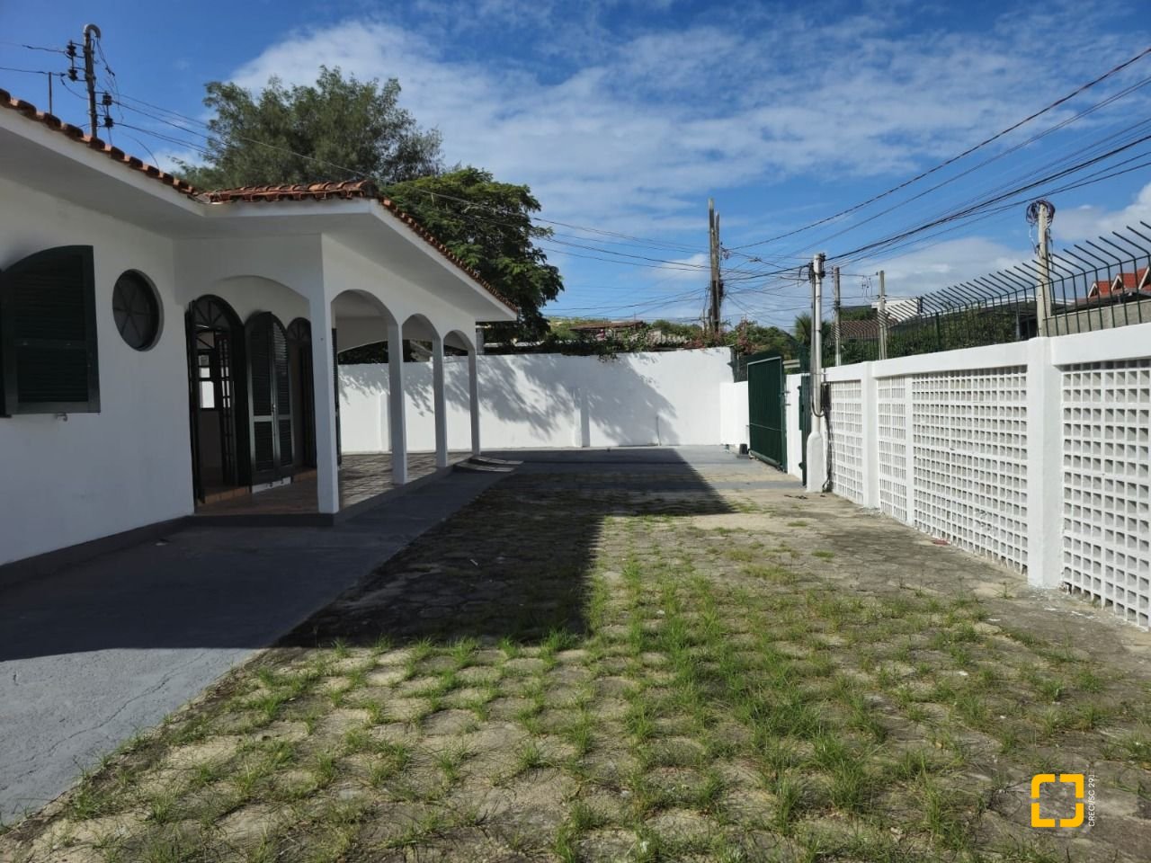 Casa com 107m², 3 quartos, 4 garagens, no bairro Ingleses em Florianópolis
