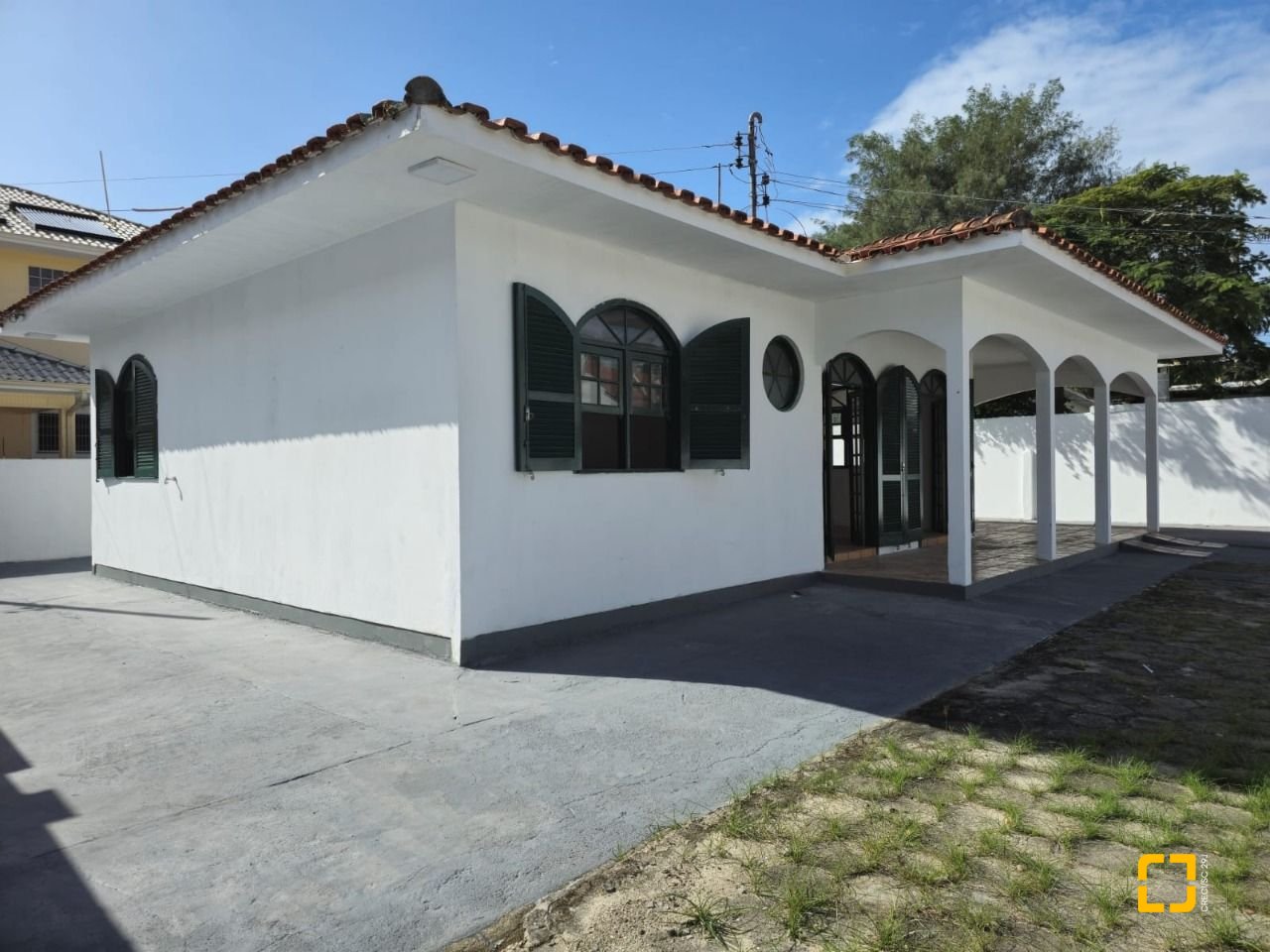 Casa com 107m², 3 quartos, 4 garagens, no bairro Ingleses em Florianópolis