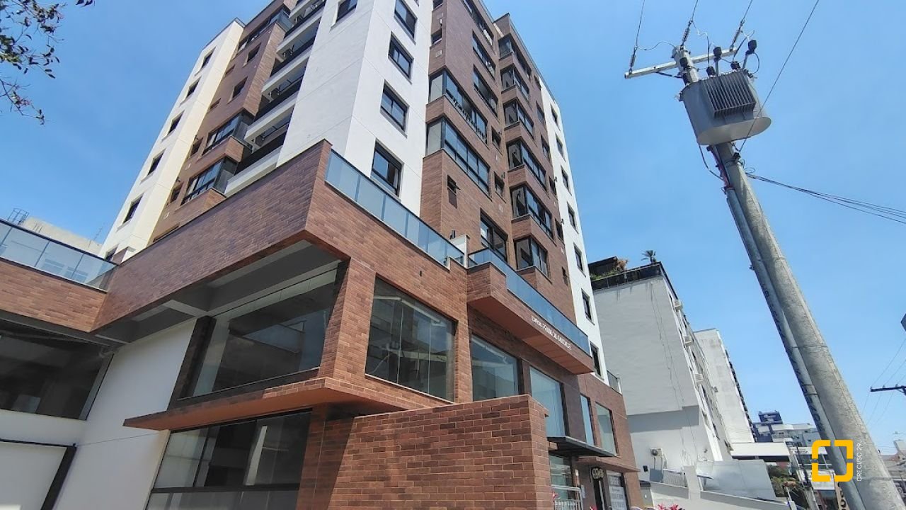 Apartamento com 61m², 1 quarto, 1 garagem, no bairro Coqueiros em Florianópolis
