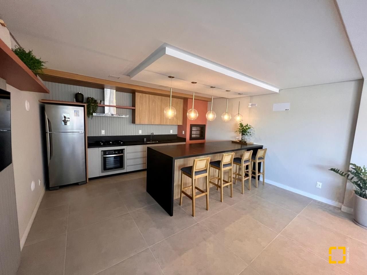 Apartamento com 62m², 3 quartos (sendo 1 suíte), 1 garagem, no bairro Coqueiros em Florianópolis
