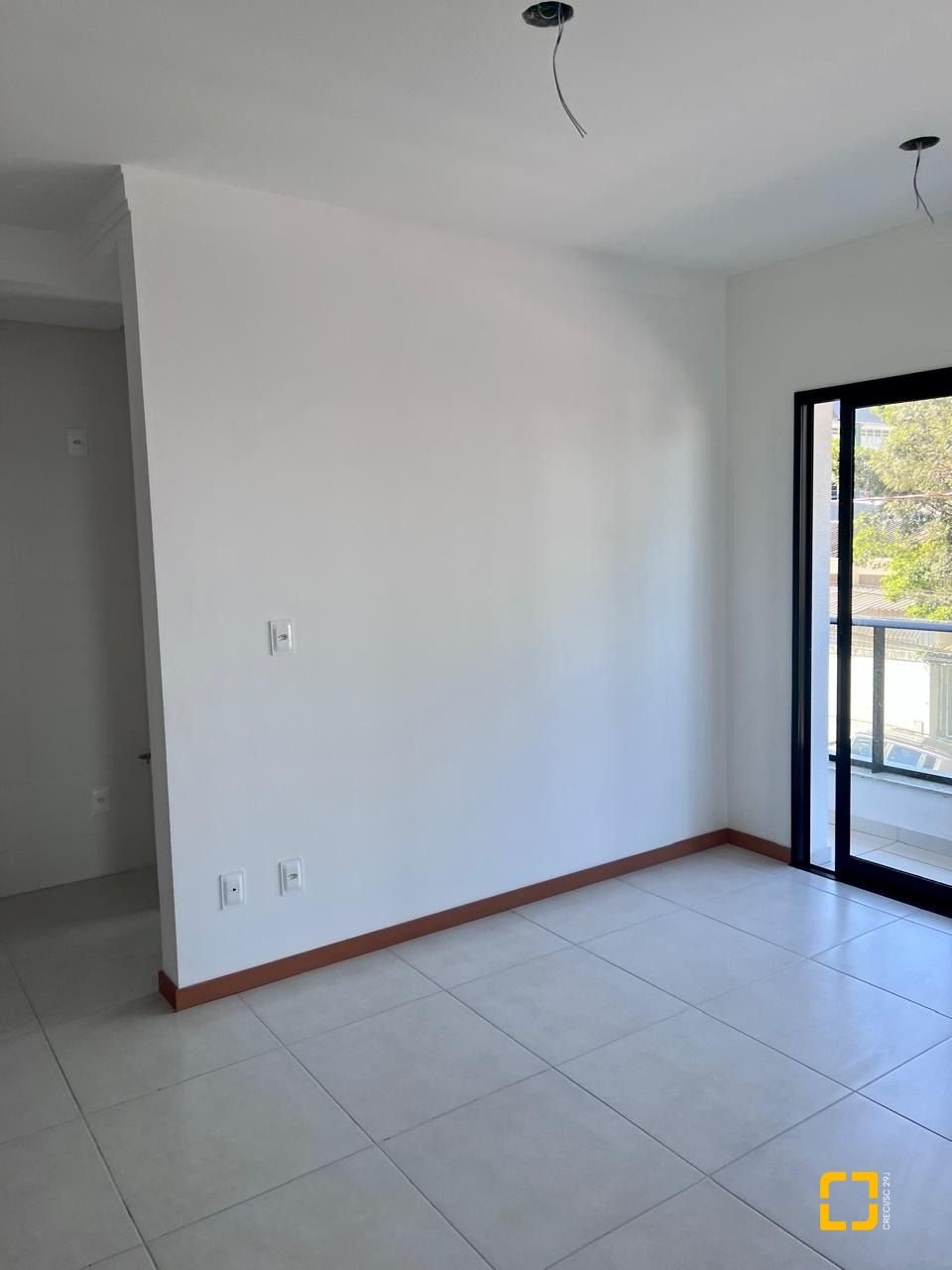 Apartamento com 62m², 3 quartos (sendo 1 suíte), 1 garagem, no bairro Coqueiros em Florianópolis